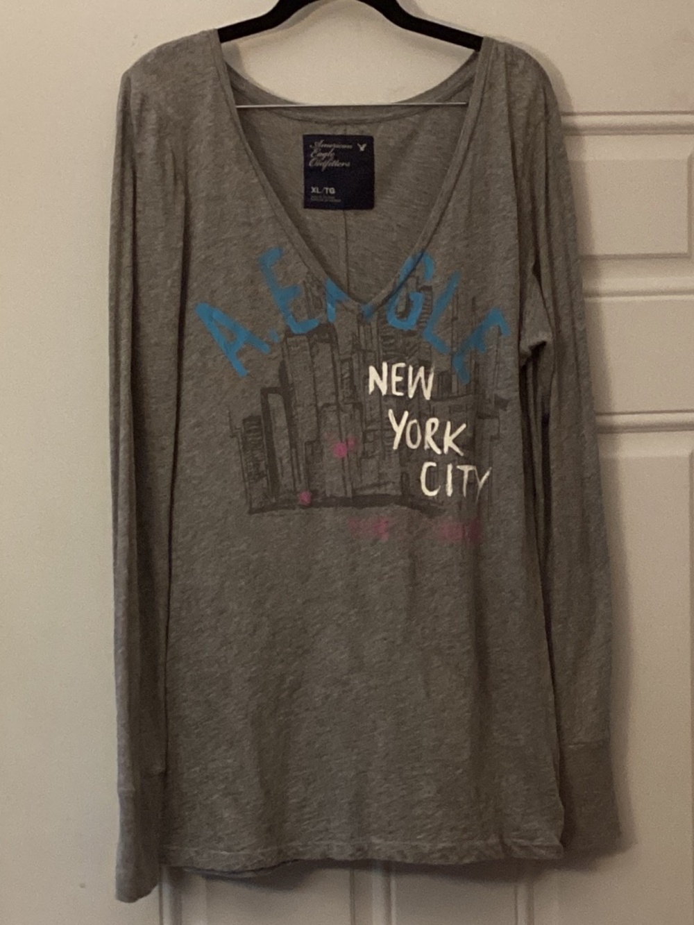 American Eagle Outfitters Long Sleeve New York City Times Square Tee Shirt